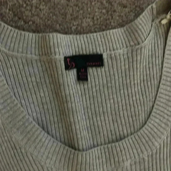 T/O Sweaters dress size medium - Picture 2 of 3